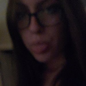 Meet your Posher, Abigail